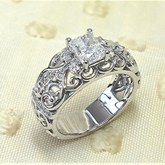 💥NEW DIAMOND DAINTY RADIANT CUT CARVED 925 STERLING SILVER ETERNITY RING, K997 - Picture 3 of 5